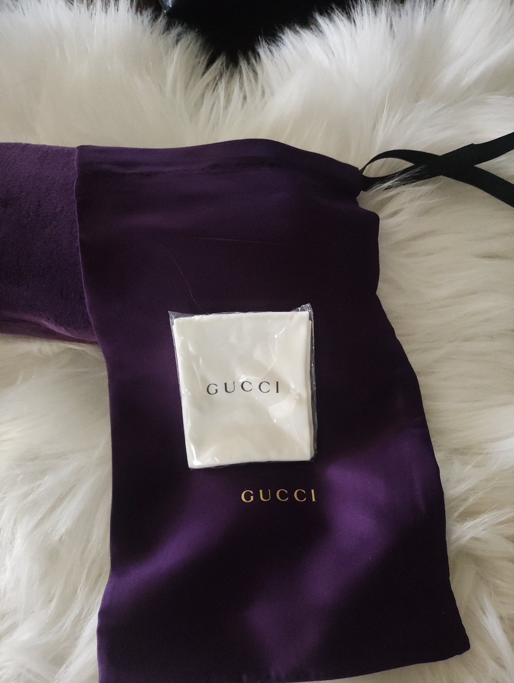 Gucci Deep Purple Sunglasses Case w/ Matching Dust Bag and Gucci Eyeglass Cloth - Picture 2 of 3